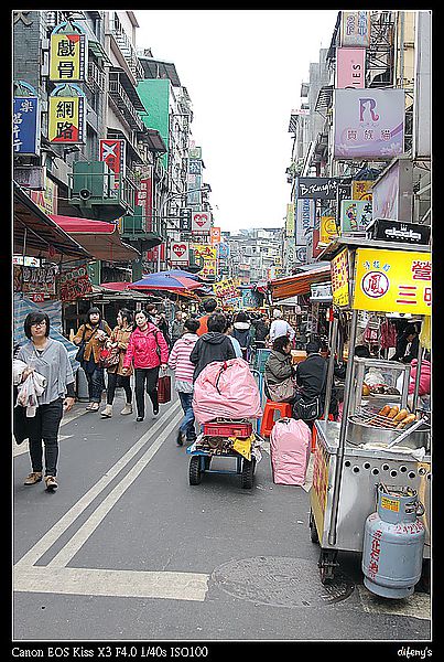 [國內趴趴走。基隆]廟口巡禮。首推奶油吐司