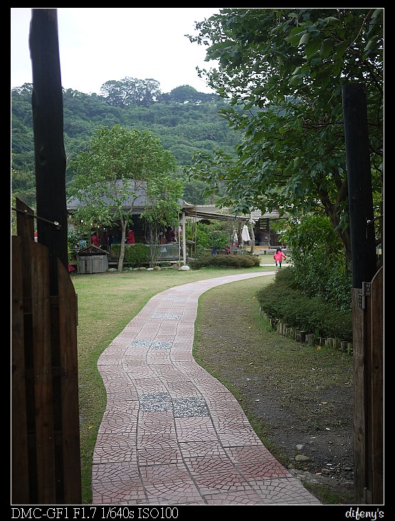P1400012