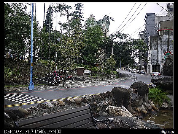 P1400374
