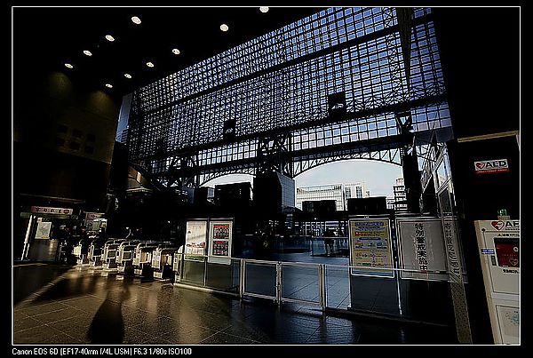 [2013。和自己旅行京都、高山]JR京都直達高山。每日一班