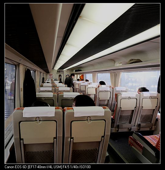 [2013。和自己旅行京都、高山]JR京都直達高山。每日一班