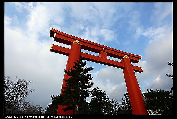 [2013。和自己旅行京都、高山]平安神宮。中國式的風水建築