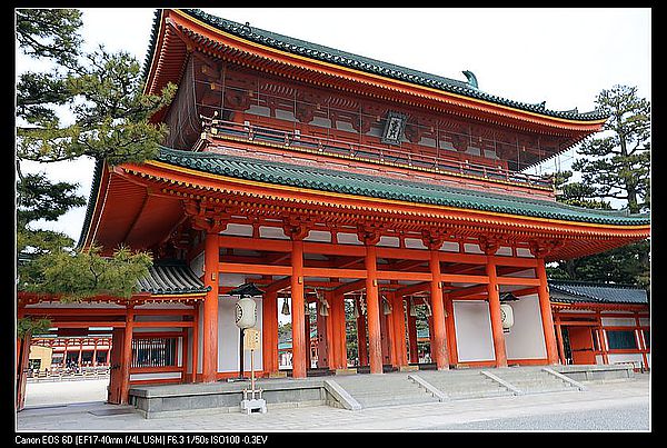 [2013。和自己旅行京都、高山]平安神宮。中國式的風水建築