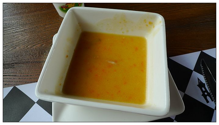 [食記。中部]苗栗|天空之城。天空古堡餐廳。建議入門票換點飲料小點就好