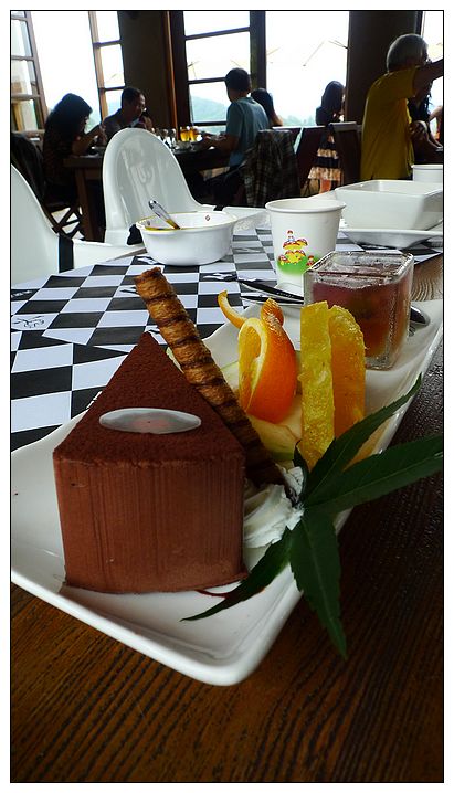 [食記。中部]苗栗|天空之城。天空古堡餐廳。建議入門票換點飲料小點就好