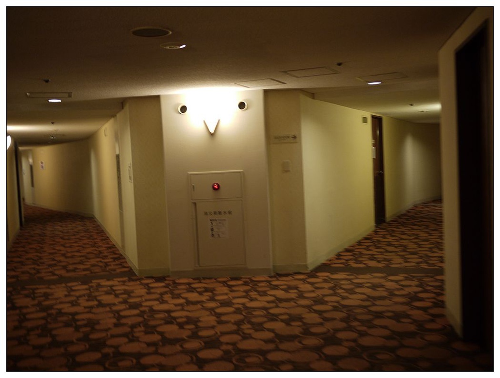 [住。亞洲]廉價航空LCC早班機的過境超大飯店。東橫inn 成田機場店~toyoki inn narita~免費接駁車、免費早餐~機場附近~