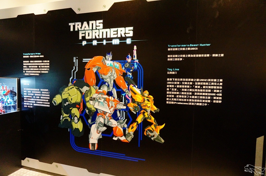 [國內趴趴走。北部]國立中正紀念堂。變形金剛特展。大黃蜂現身，機器人迷最愛～