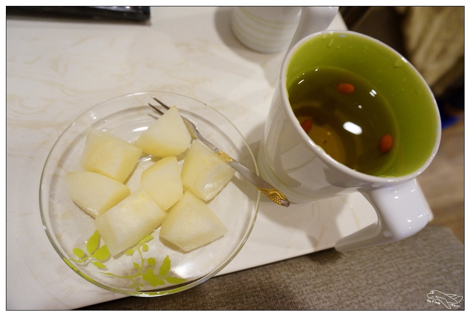 [板橋江子翠按摩推薦]Lohas樂活氧身足體概念館。超近捷運站、附近美食機能多～技術佳、服務好～板橋腳底按摩 、油壓指壓