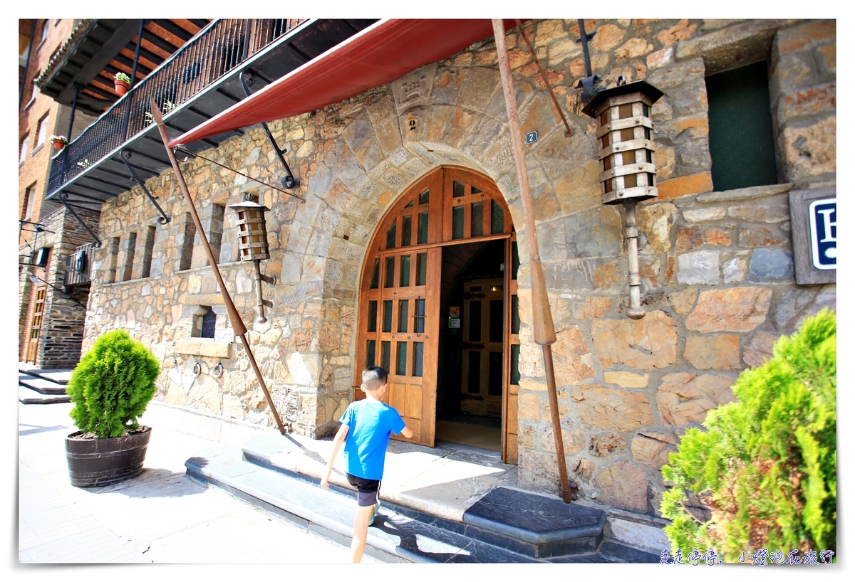 龐費拉達住宿｜Hotel Temple Ponferrada，中世紀古蹟神廟廣場旁飯店，古色古香～