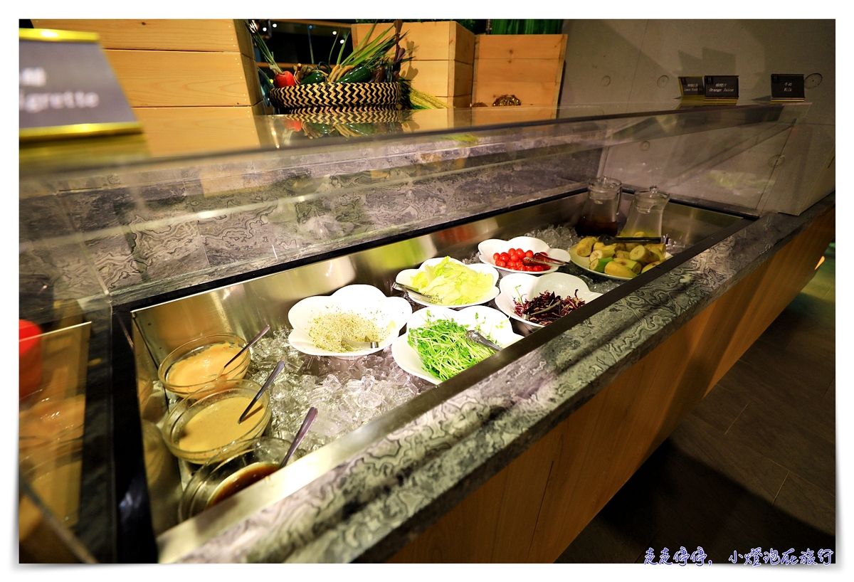 高雄旅居文旅｜高鐵飯店聯票專案優惠，近三多商圈、小港機場接送、簡單超值好住宿