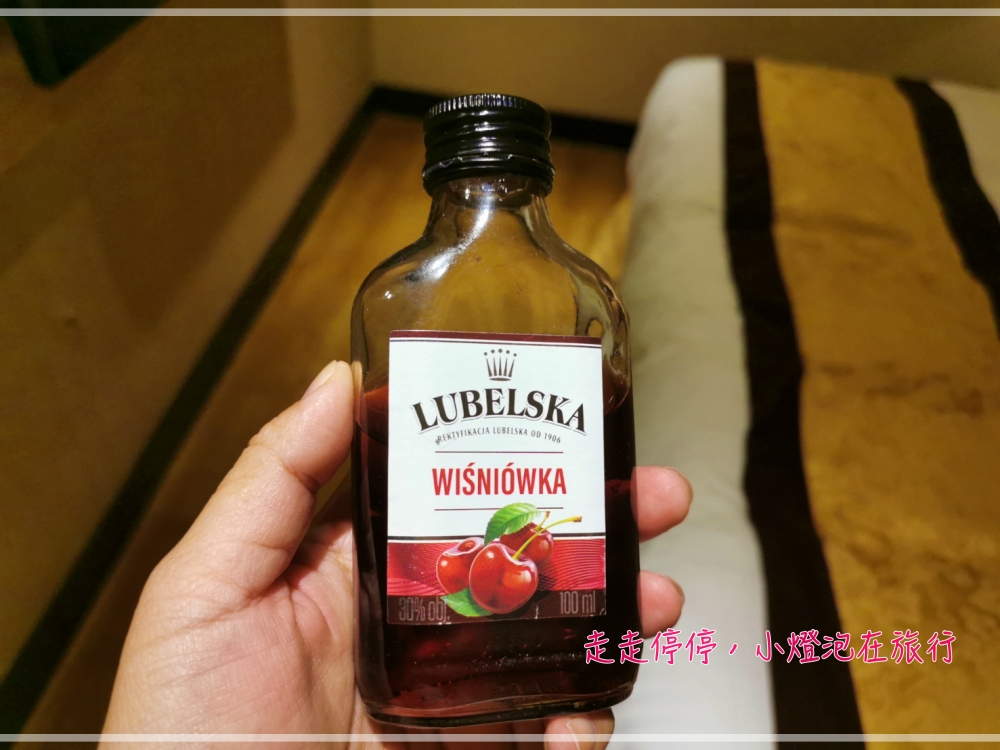 波蘭必買|Volka酒品,lubelska盧貝斯卡伏特加酒,便宜划算波蘭伴手禮【理性飲酒,未滿18歲請勿飲酒】 @走走停停,小燈泡在旅行 波蘭必買|Volka酒品,lubelska盧貝斯卡伏特加酒,便宜划算波蘭伴手禮【理性飲酒,未滿18歲請勿飲酒】