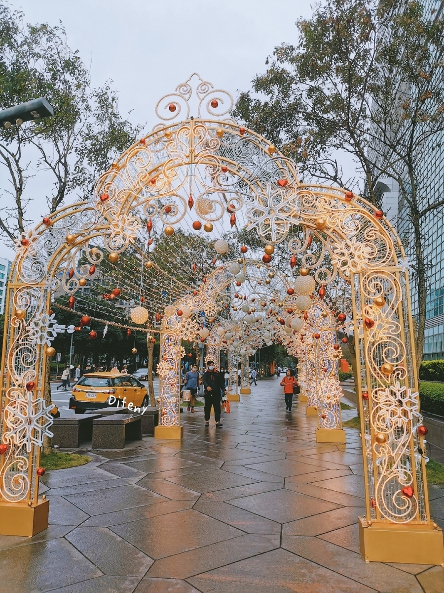 2020年台北101聖誕趴、耶誕玩台北造景曝光! @走走停停,小燈泡在旅行 2020年台北101聖誕趴、耶誕玩台北造景曝光!