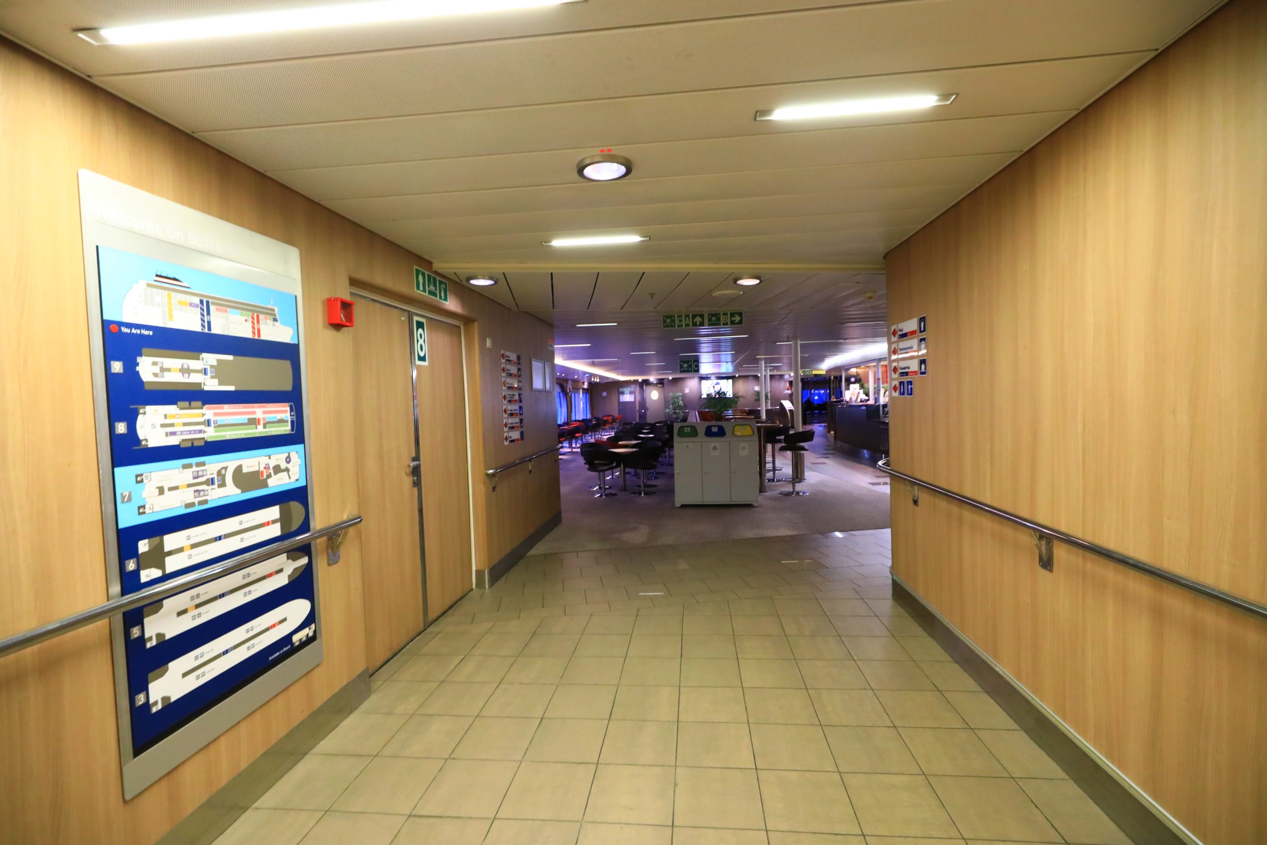瑞典到波蘭郵輪｜Stena line Polferries，波羅的海郵輪交通，Nynäshamn到Gdańsk海盜船體驗記錄