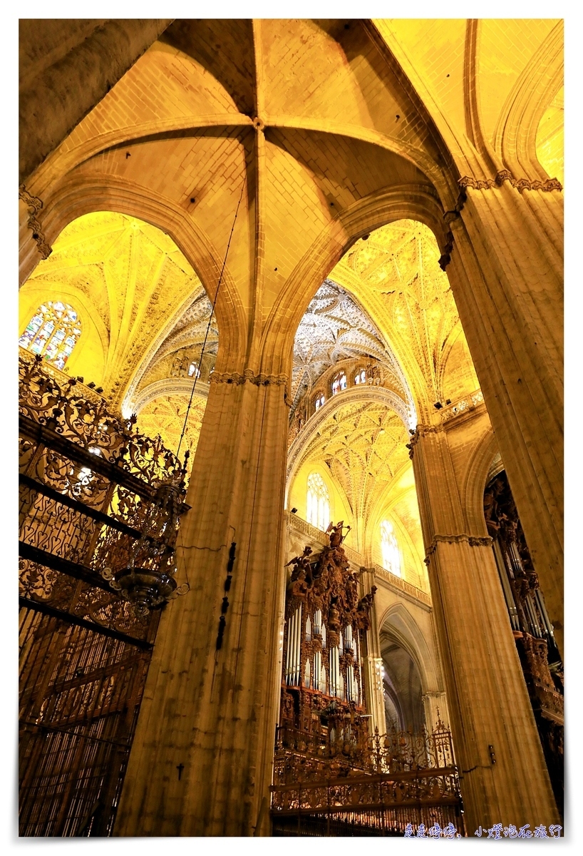 塞維亞大教堂（西維爾主教座堂）｜ Catedral de Sevilla，哥倫布棺木放置處，世界第三大教堂/世界上最大的哥德式教堂