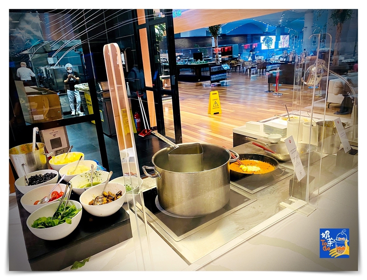 伊斯坦堡機場貴賓室Turkish Airlines Miles&Smiles Lounge｜中轉土耳其，可以吃點東西、洗澡、甚至休息的獨立空間～啊～好想出國！