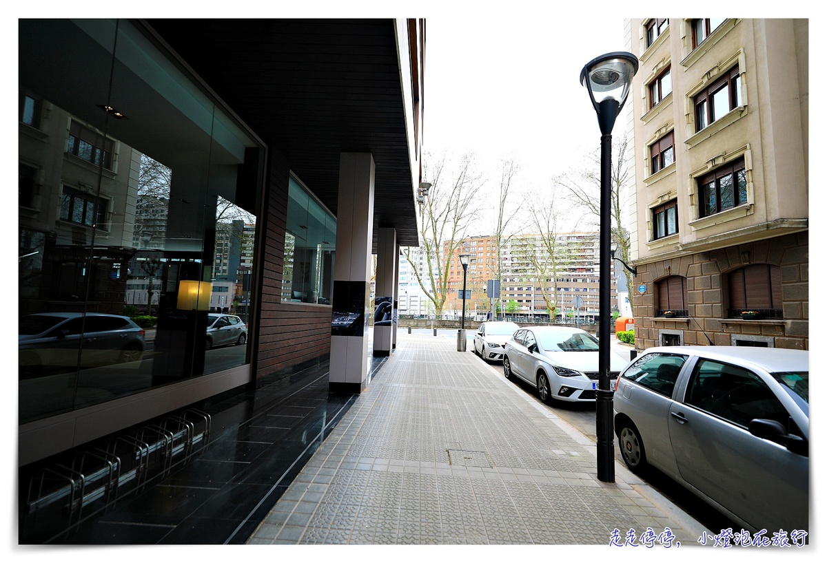 西班牙畢爾包住宿｜Hesperia Bilbao，畢爾包白橋旁的超生活風格住宿～近古根漢美術館