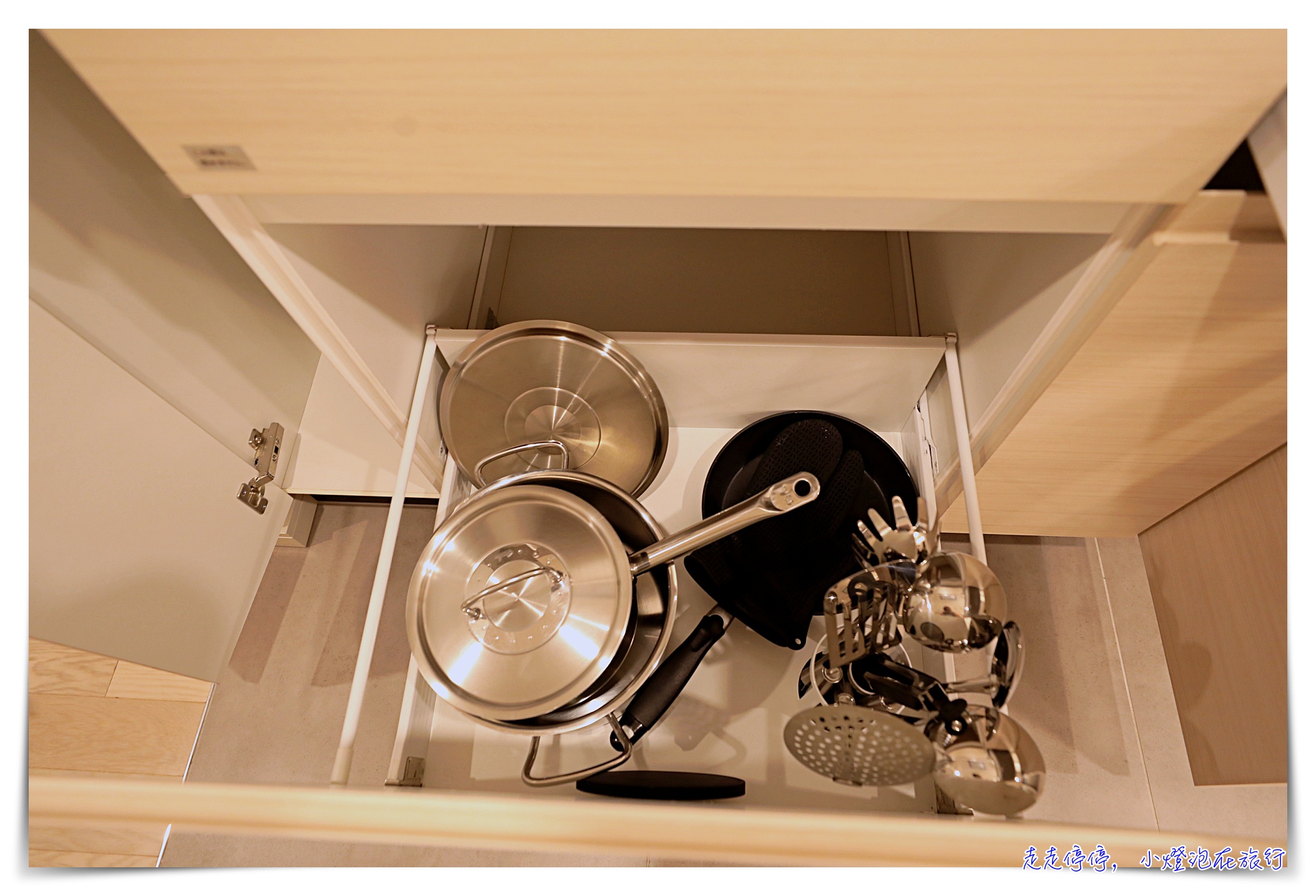 橫濱公寓式酒店推薦Oakwood Suites Yokohama｜走出車站就到、樓下有超市、房間品質好、高樓美景、周邊都是景點
