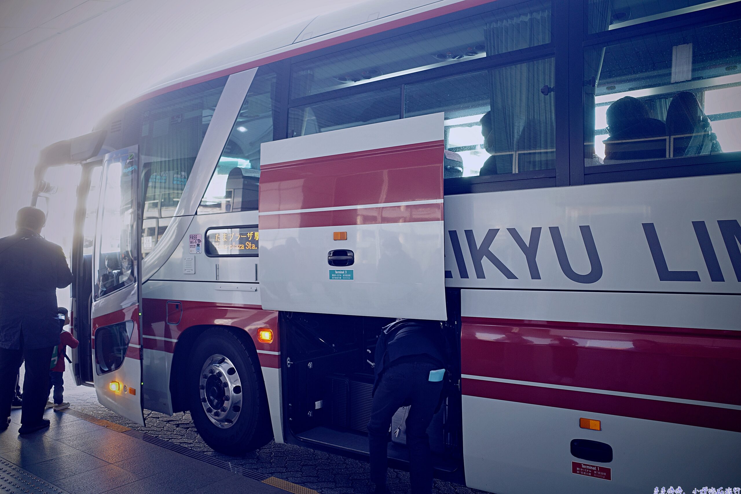 橫濱公寓式酒店推薦Oakwood Suites Yokohama｜走出車站就到、樓下有超市、房間品質好、高樓美景、周邊都是景點