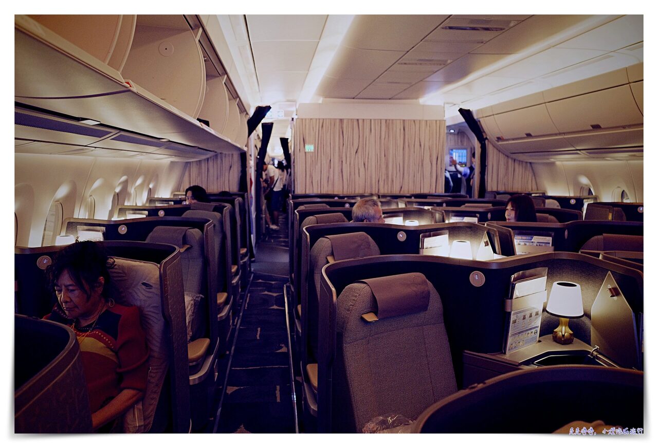 吉隆坡維也納外站機票｜華航777-300吉隆坡台北CI722、A350台北維也納CI63，去程商務艙搭乘紀錄、桃園機場轉機
