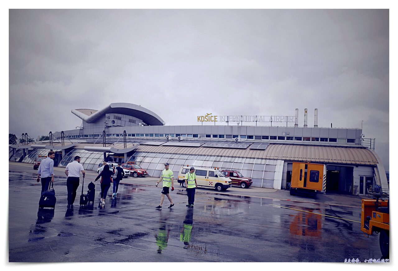 布拉格到科希策Prague to Košice｜Ryanair Fr7773瑞安航空Boeing737-800,科希策機場（KSC）到市區交通 @走走停停，小燈泡在旅行
