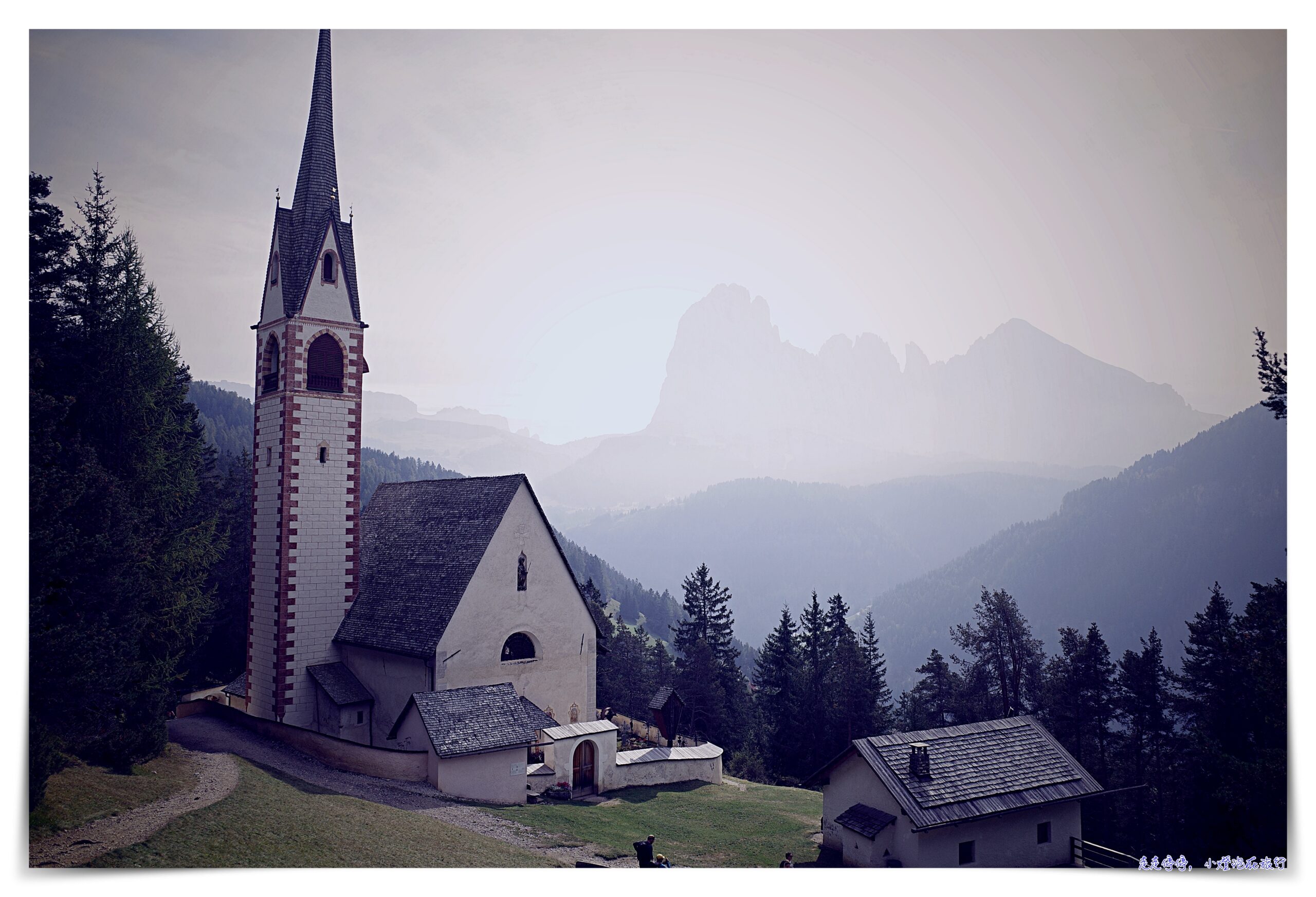 義大利多洛米蒂住宿｜奧爾蒂塞伊美景住宿，Hotel Ansitz Jakoberhof，陽台就有多洛米提山美景