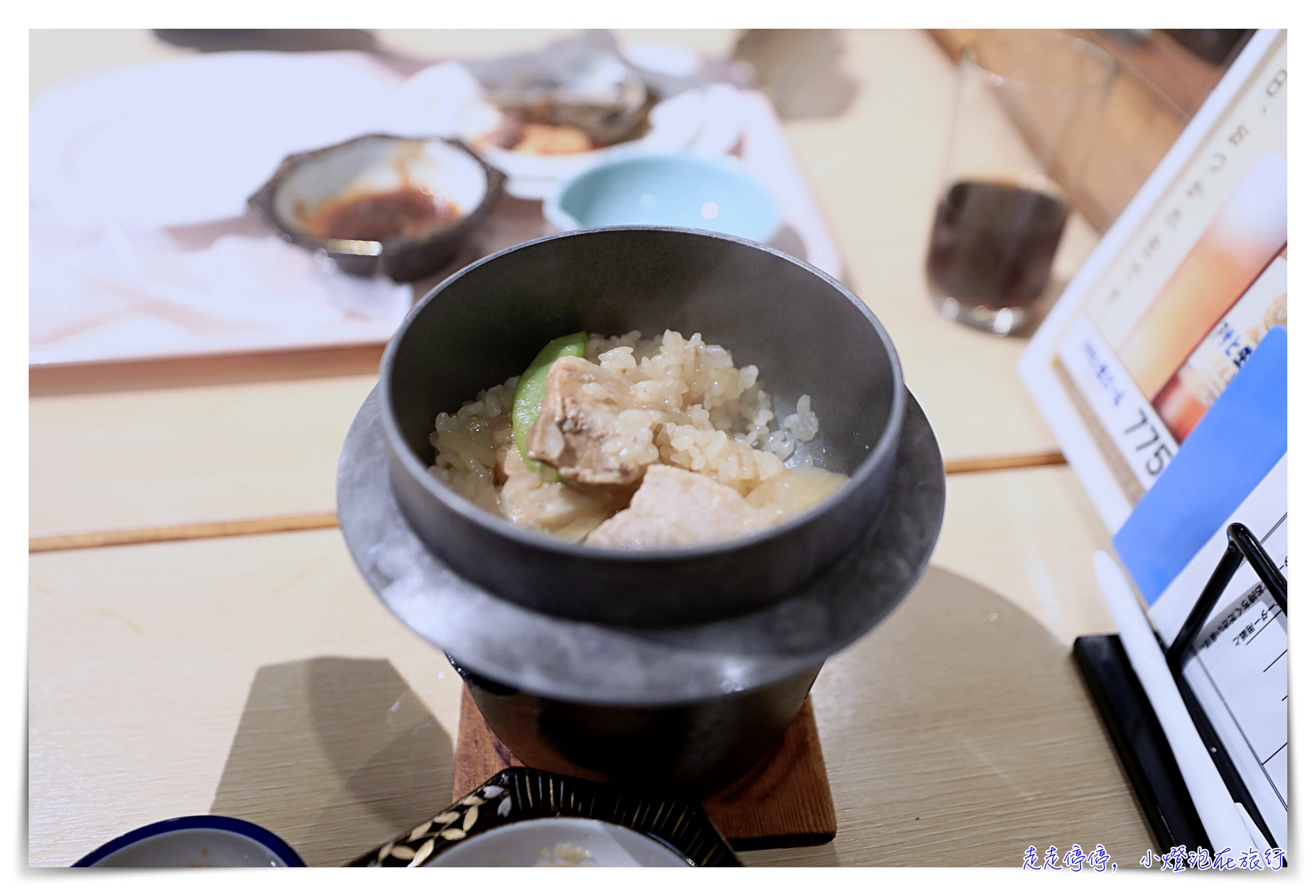 洞爺湖湖畔亭日式風味溫泉旅館｜接駁車到新千歲、傳統日式溫泉房、頂樓溫泉風呂美景
