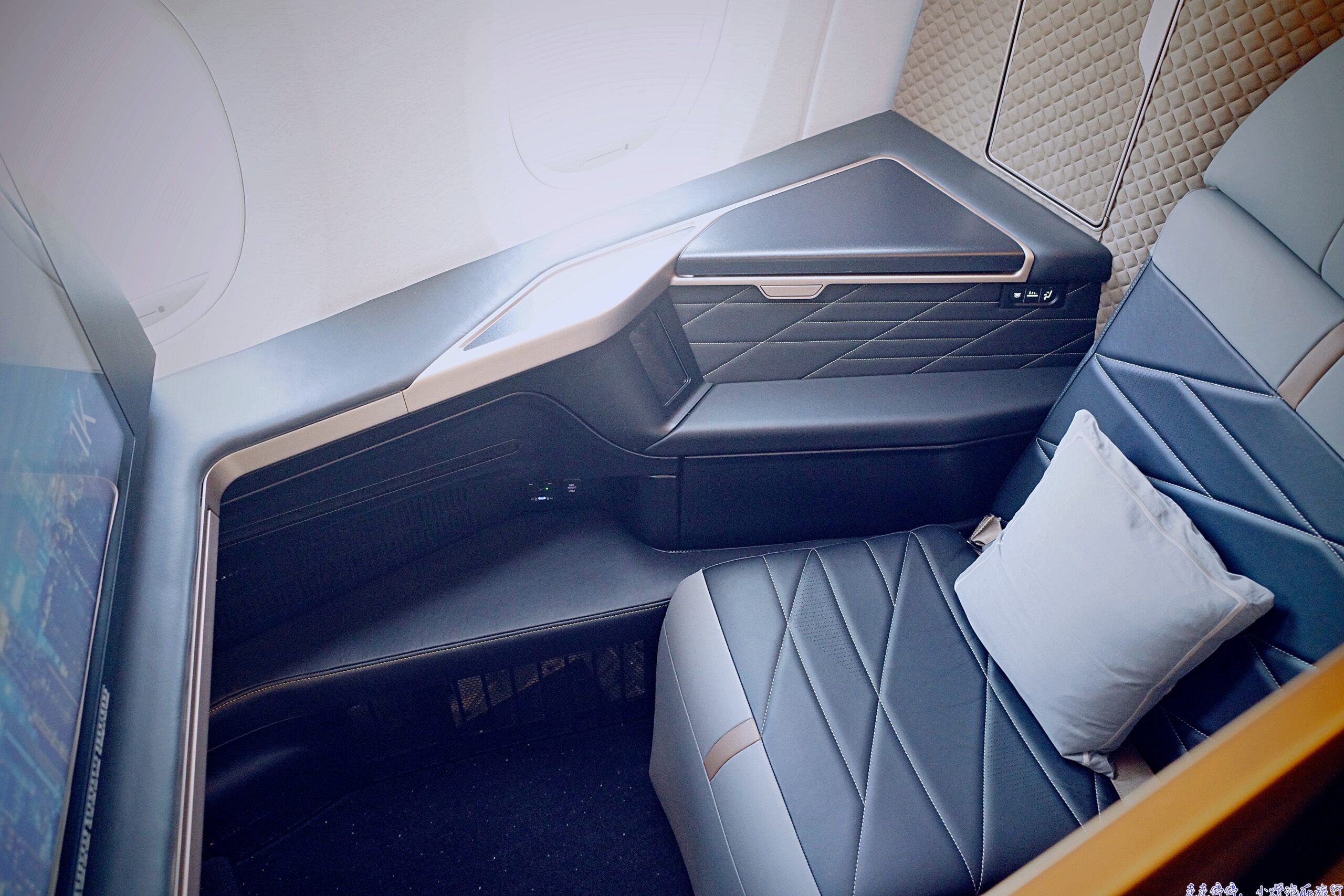 2025星宇航空商務艙A350，JX801東京-台北飛行紀錄：餐食、服務、硬體