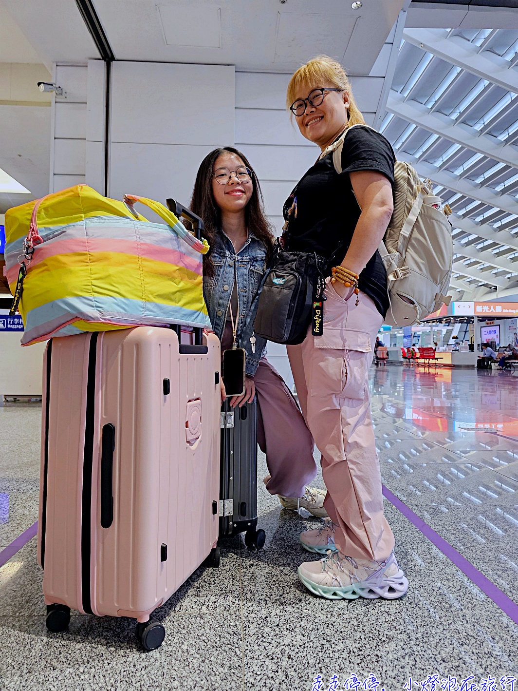2025國泰航空台北-香港轉機-蘇黎世｜經濟艙搭乘紀錄(去程）cx531 cx383