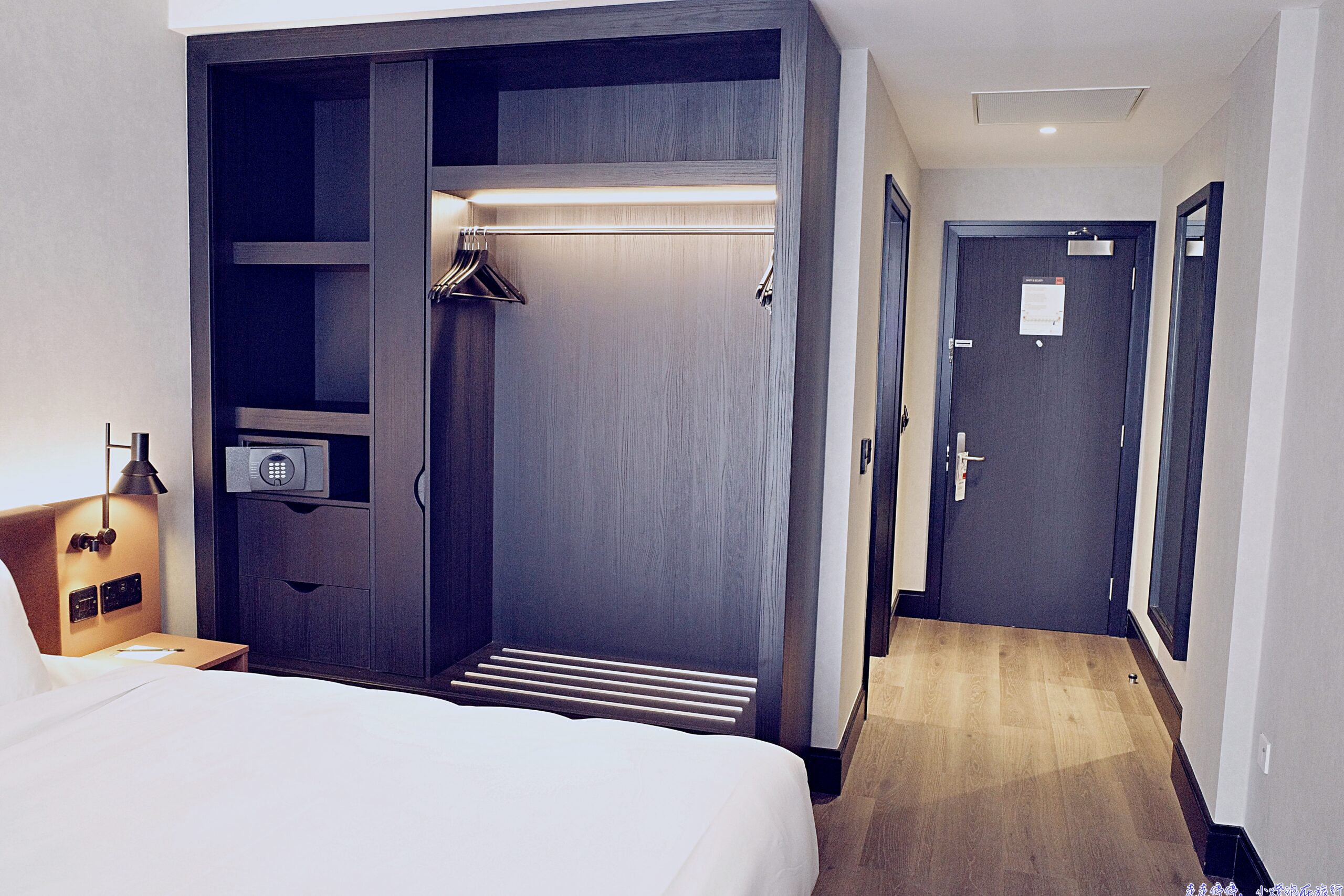 【愛爾蘭住宿推薦】Radisson RED Galway｜城市與靈魂共振的旅館，美得讓人想久住