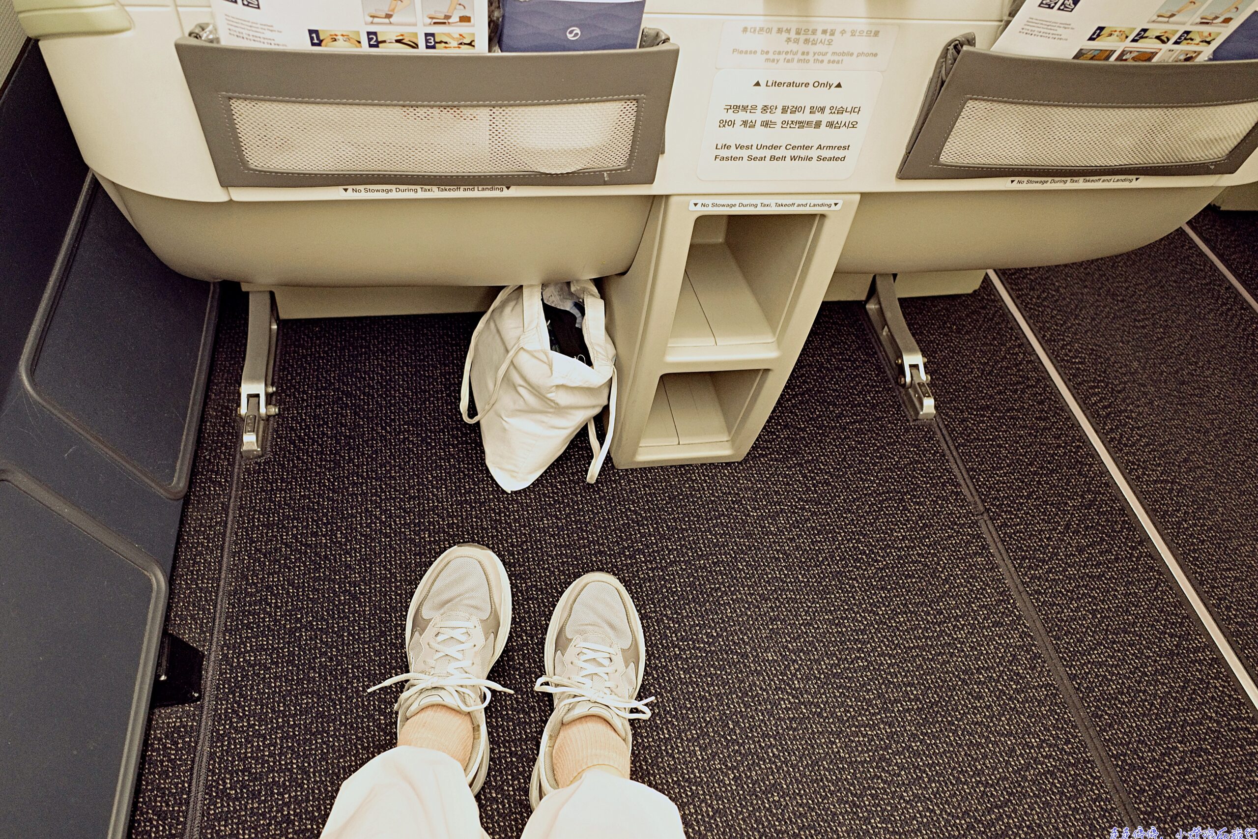 芬蘭航空商務艙外站出發攻略與飛行體驗｜首爾出發、東京轉機、飛越北極圈的芬航療癒之旅