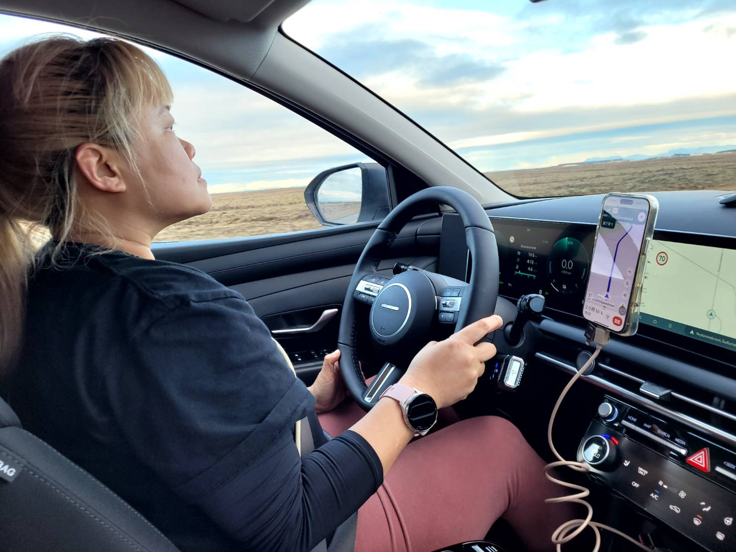 冰島自駕親子日記 Day 1｜雷克雅維克取車到vík：行李、車型與第一天就該知道的安全提醒