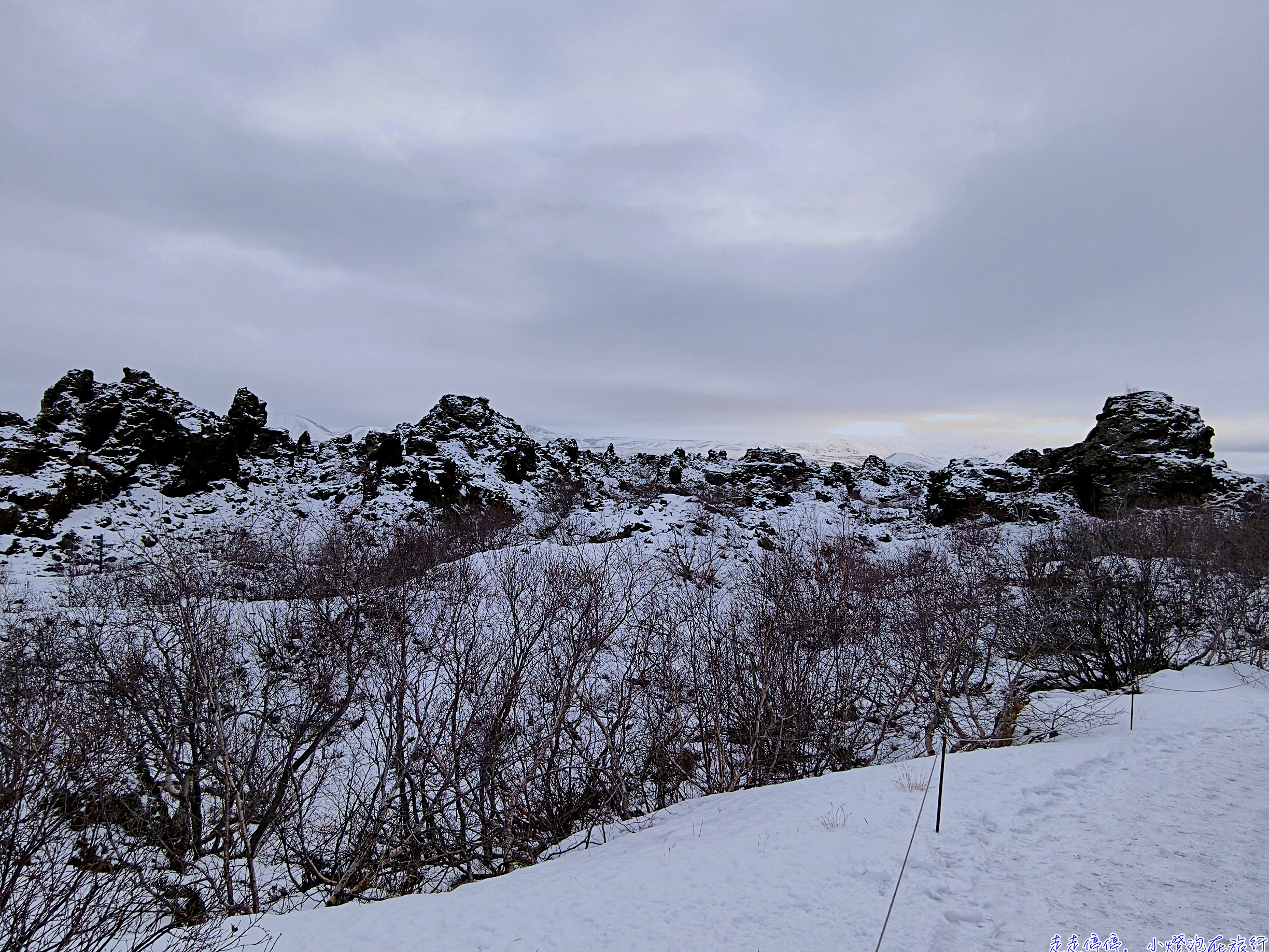 冰島米湖冬季攻略｜地熱溫泉、黑色城堡Dimmuborgir、權力遊戲取景地＋極光看到飽（第七天行程）