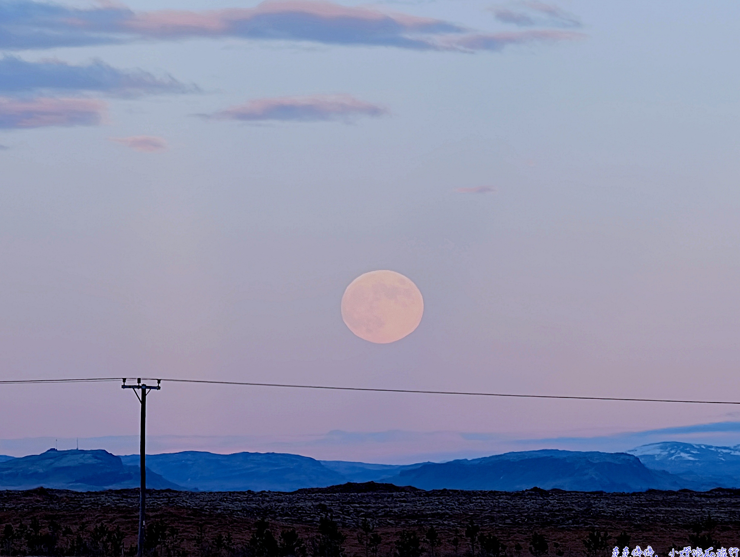 冰島自駕親子日記 Day 1｜雷克雅維克取車到vík：行李、車型與第一天就該知道的安全提醒