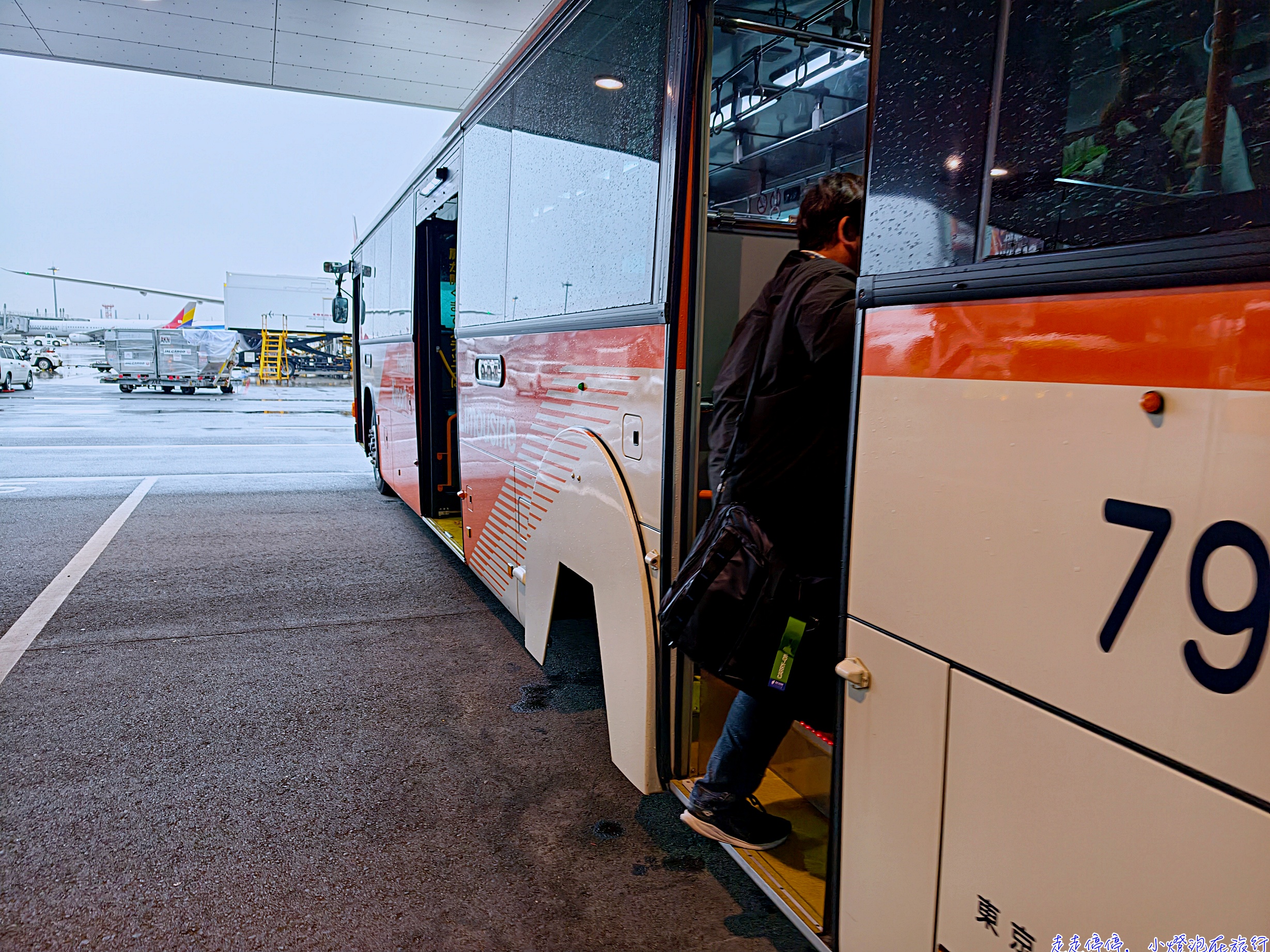 國航北京中轉羽田到哥本哈根來回商務艙完整分享CA184、CA877、CA878、CA421｜時間超漂亮、不用過夜、CP值高！台灣人必看台胞證+素食餐+機型評價