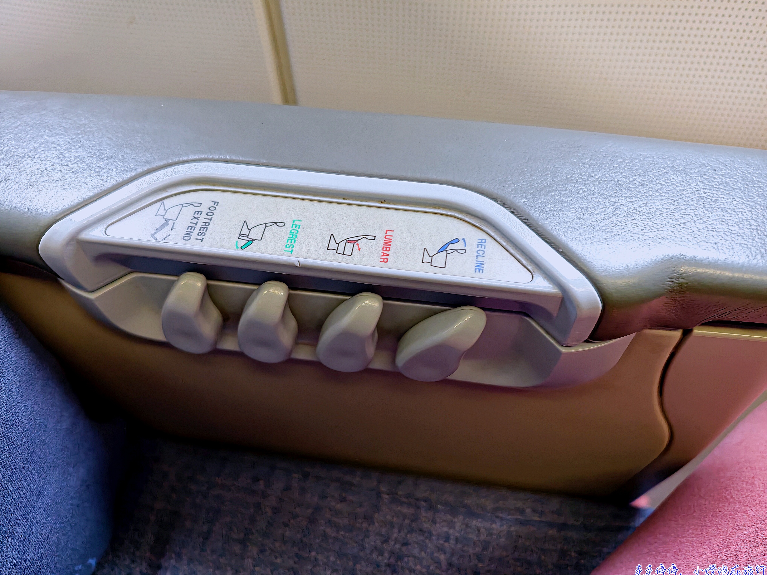 國航北京中轉羽田到哥本哈根來回商務艙完整分享CA184、CA877、CA878、CA421｜時間超漂亮、不用過夜、CP值高！台灣人必看台胞證+素食餐+機型評價