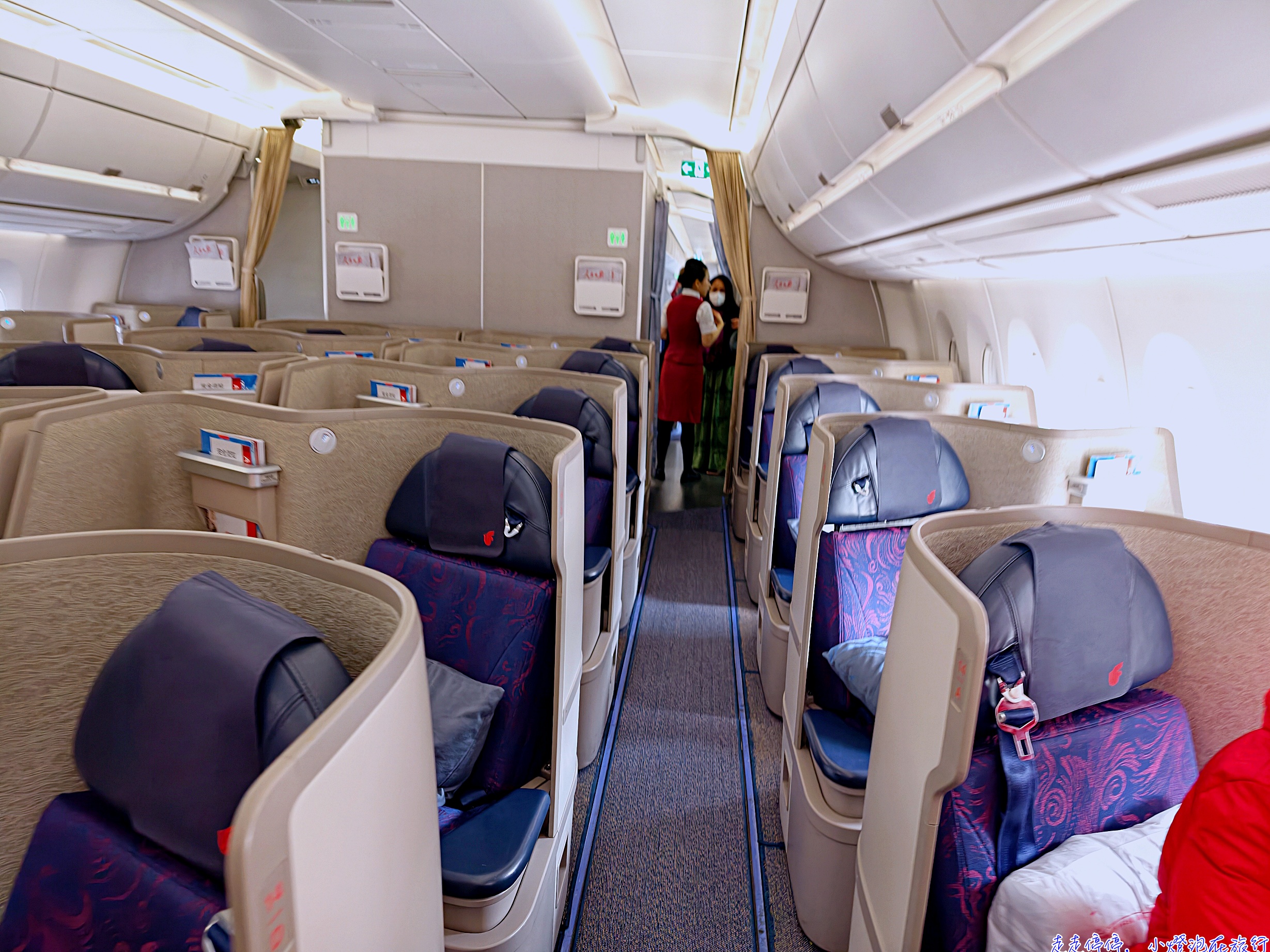 國航北京中轉羽田到哥本哈根來回商務艙完整分享CA184、CA877、CA878、CA421｜時間超漂亮、不用過夜、CP值高！台灣人必看台胞證+素食餐+機型評價