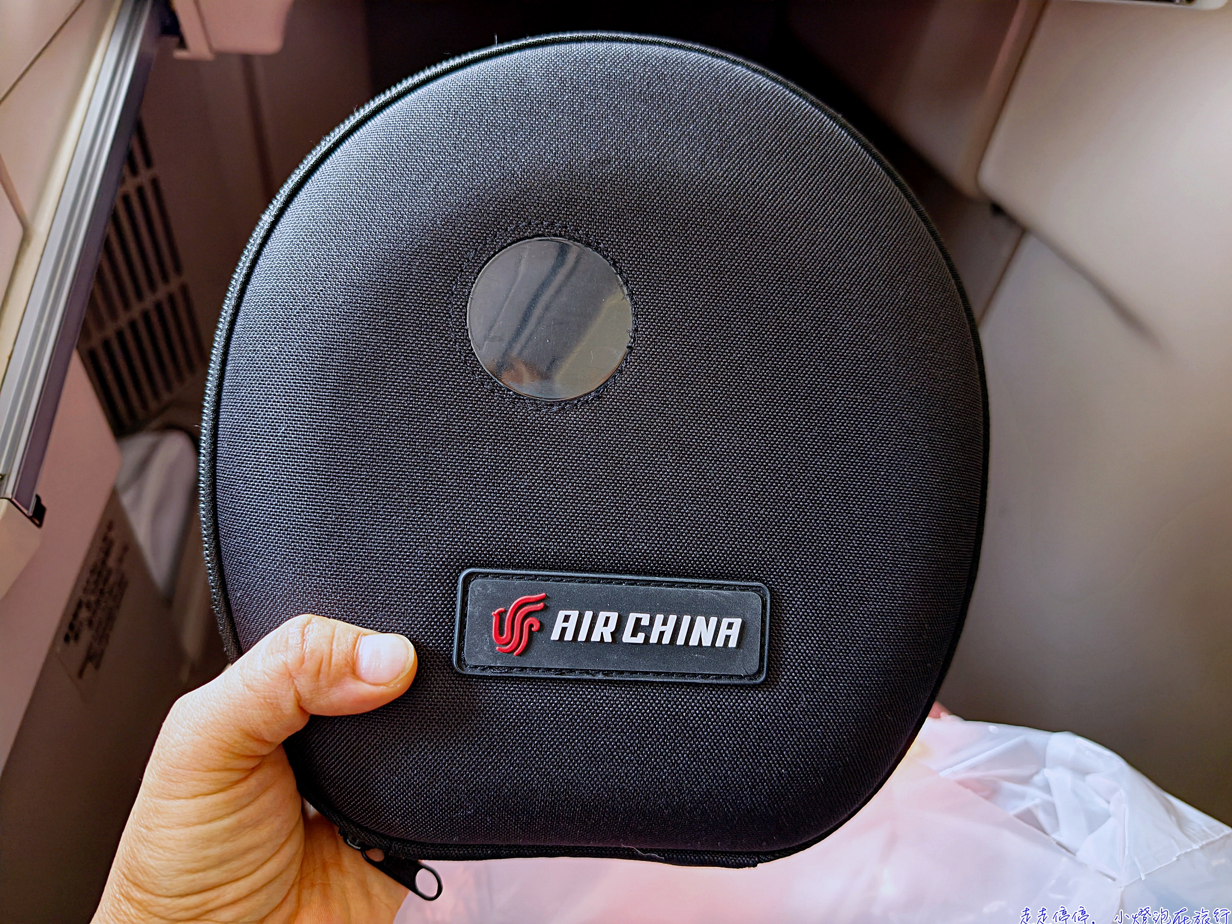 國航北京中轉羽田到哥本哈根來回商務艙完整分享CA184、CA877、CA878、CA421｜時間超漂亮、不用過夜、CP值高！台灣人必看台胞證+素食餐+機型評價