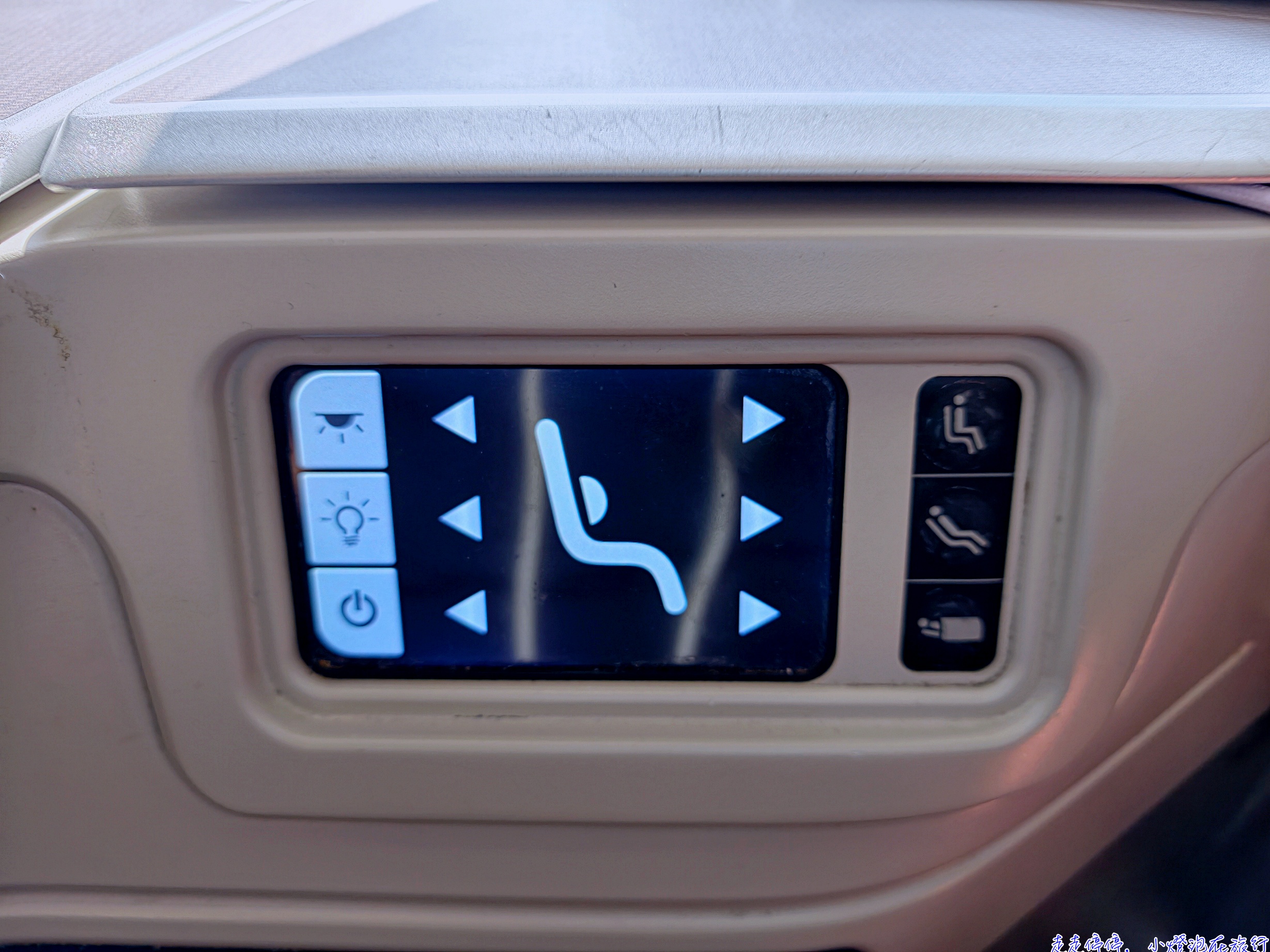 國航北京中轉羽田到哥本哈根來回商務艙完整分享CA184、CA877、CA878、CA421｜時間超漂亮、不用過夜、CP值高！台灣人必看台胞證+素食餐+機型評價