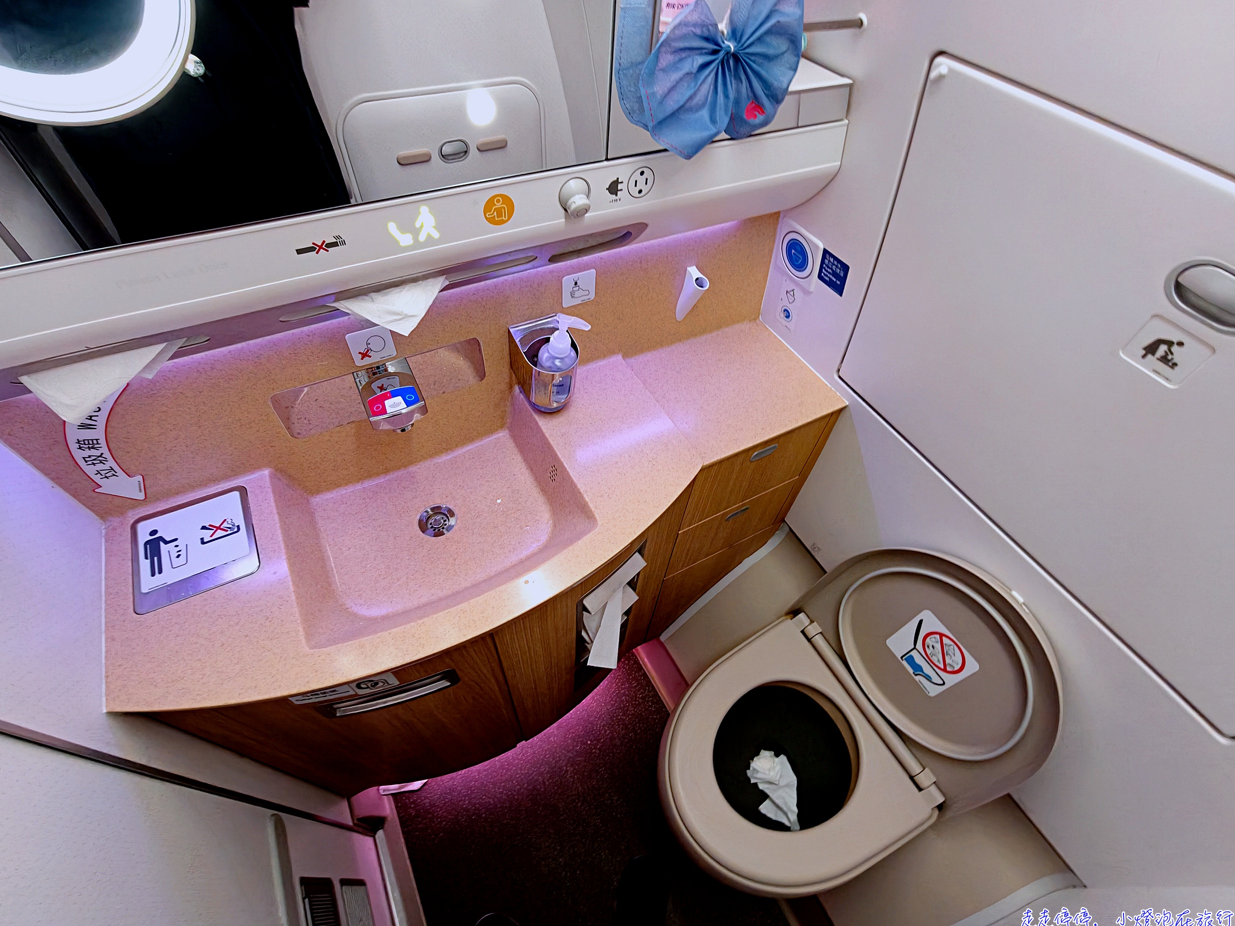 國航北京中轉羽田到哥本哈根來回商務艙完整分享CA184、CA877、CA878、CA421｜時間超漂亮、不用過夜、CP值高！台灣人必看台胞證+素食餐+機型評價