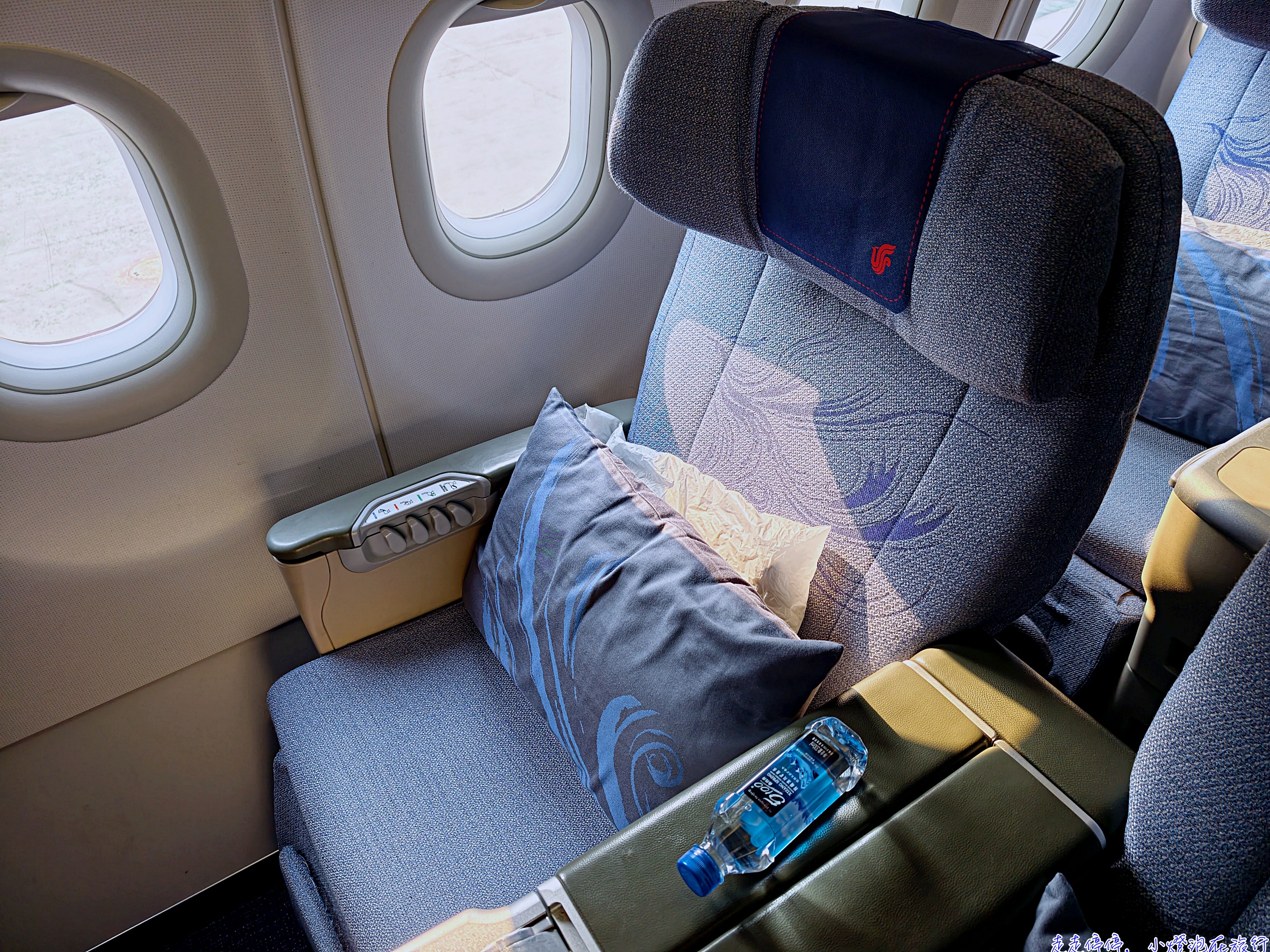 國航北京中轉羽田到哥本哈根來回商務艙完整分享CA184、CA877、CA878、CA421｜時間超漂亮、不用過夜、CP值高！台灣人必看台胞證+素食餐+機型評價