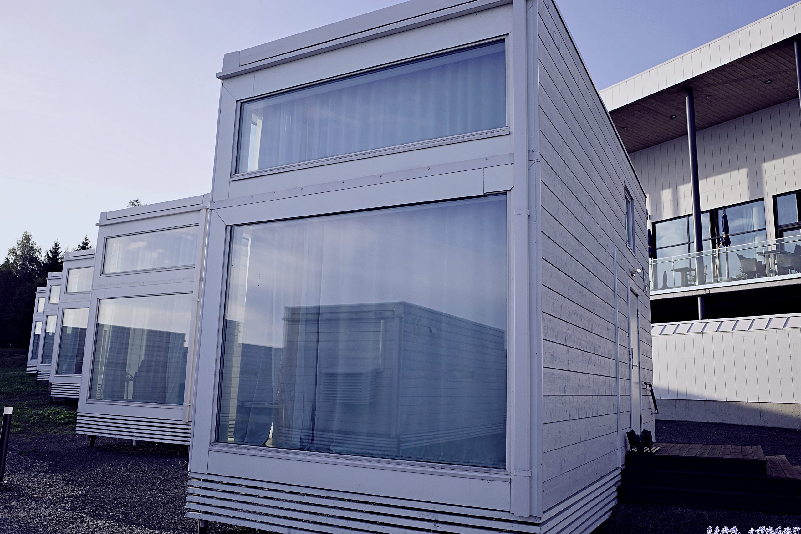芬蘭凱米玻璃屋住宿推薦｜Seaside Glass Villas 住進北極海旁的玻璃屋，冰雪城堡與破冰船就在旁邊