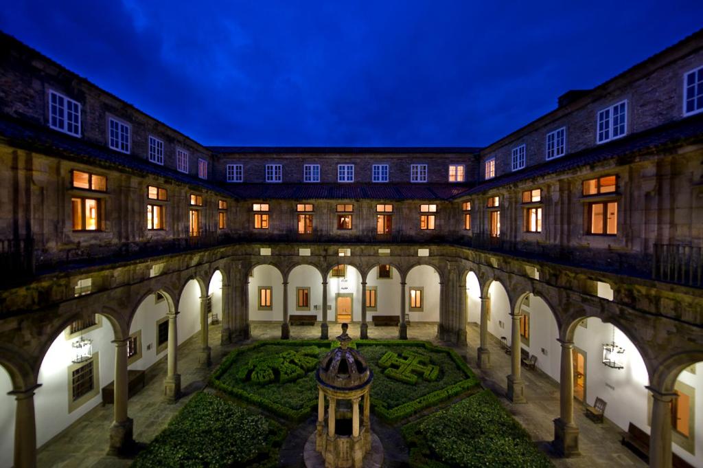 【朝聖證書 Compostela 的由來】從扇貝、證明信到 620 萬張,西班牙朝聖證書的前世今生 @奶茶團長Difeny|走走停停 【朝聖證書 Compostela 的由來】從扇貝、證明信到 620 萬張,西班牙朝聖證書的前世今生