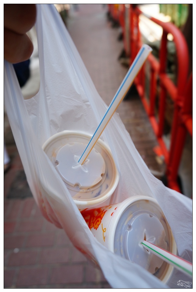 香港蘭芳園奶茶｜中環總店絲襪奶茶始祖。一杯奶茶看見在地香港糾結情愫與生活辛苦～
