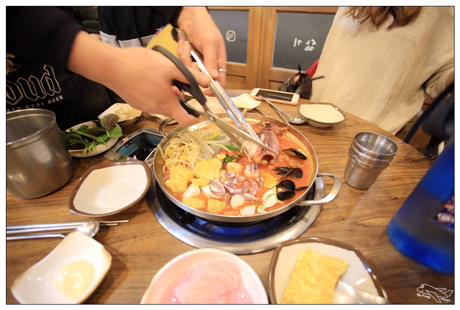 西面好吃烤肉｜구워삶기（烤了又煮）釜山超划算多人共吃高CP值辣魷魚豬肉鍋～
