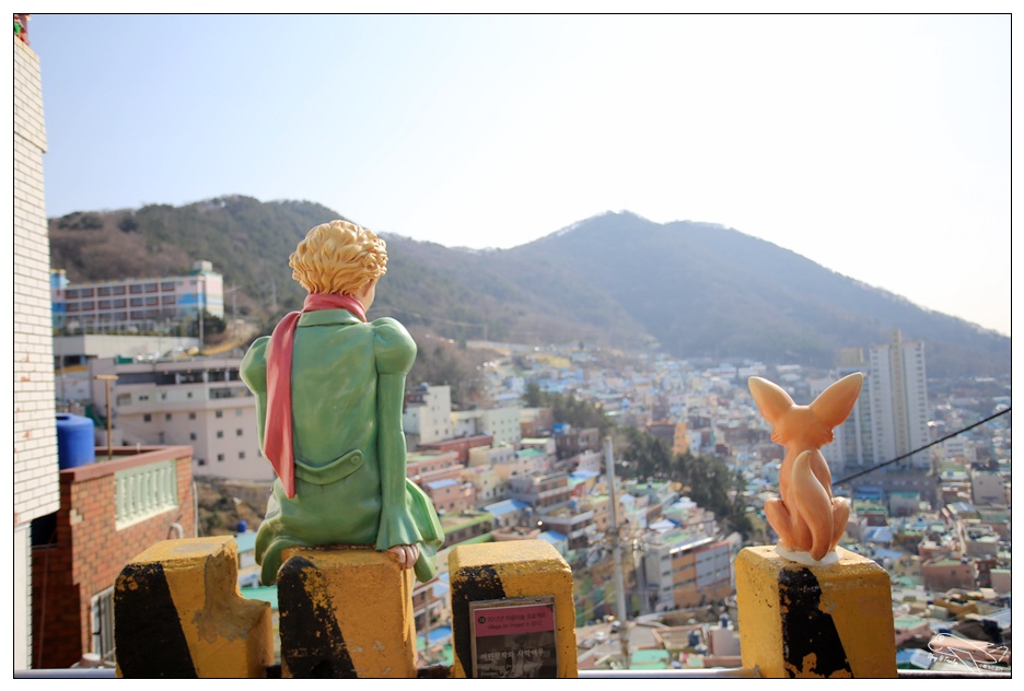 釜山超人氣景點|甘川洞文化村Gamcheon culture village。走一趟藝術村、來一趟與自己的浪漫旅行～完整走跳攻略～