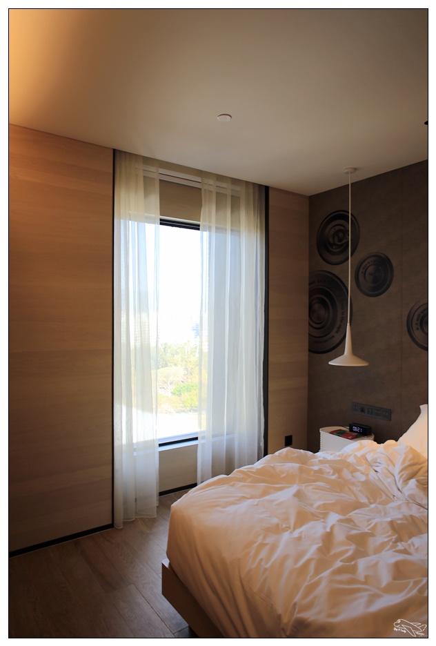 高雄親子飯店推薦|Hotel Indigo Kaohsiung Central Park。英迪格IHG洲際酒店集團首間進駐台灣新潮酒店系列。中央公園R9站英倫設計風格旅店～近新堀江購物商圈～四通八達、方便度高～