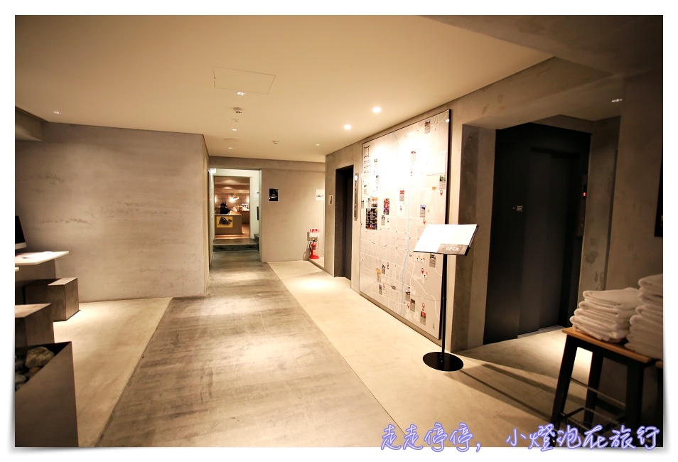 京都超平價住宿｜Piece Hostel Sanjo Kyoto皮斯三条。簡約設計、服務好、位置好、設備好，單人住宿不破千搶手青旅～