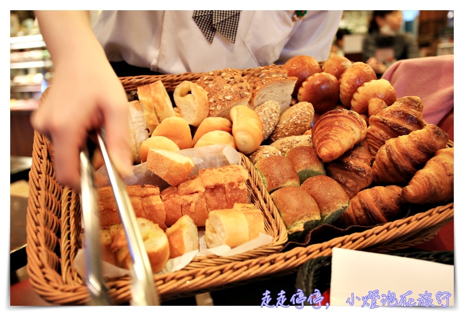 京都第一名早餐｜進進堂三条河原町店，麵包籃吃到飽~進々堂，京都百年麵包店