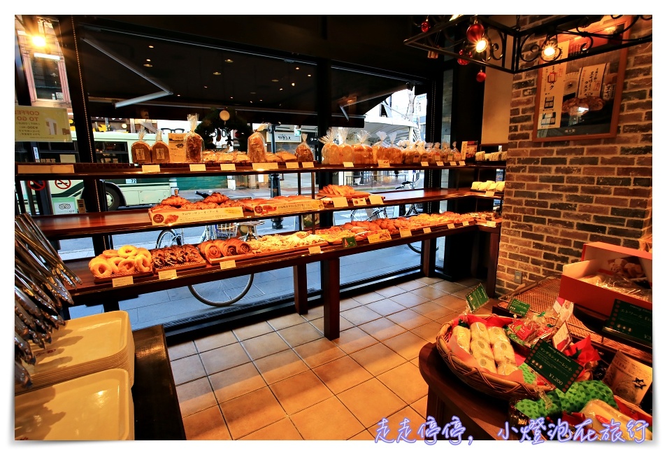 京都第一名早餐｜進進堂三条河原町店，麵包籃吃到飽~進々堂，京都百年麵包店