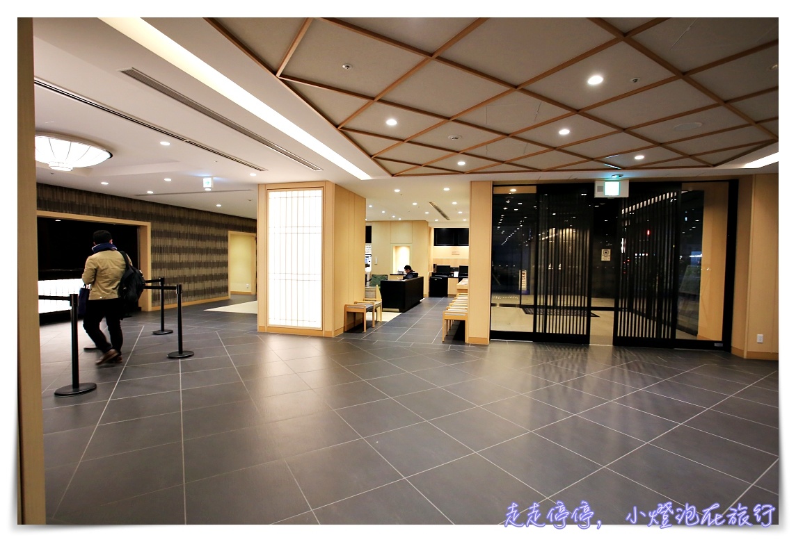 京都親子住宿超推薦｜五条vessel campana質感飯店，交通位置好、服務優、早餐豐盛、大浴場、設備好、附上Handy手機、飲料bar，親子親善～地鐵站旁～